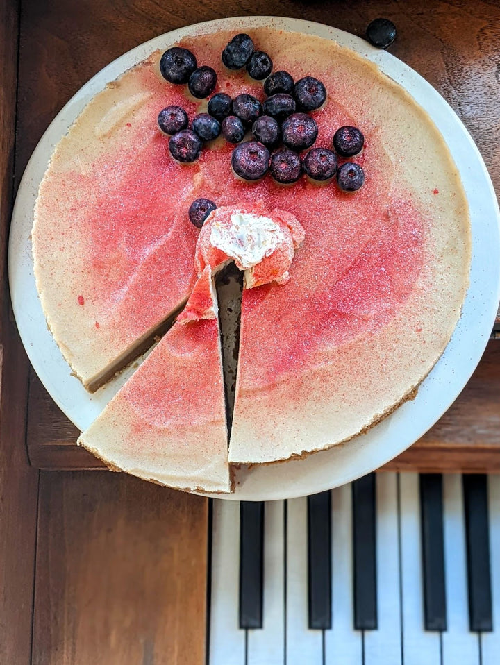 Raw Peach Cheezecake